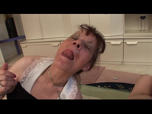 ❤️ Due nonne e un nonno fanno una cosa a tre ❤️ Pornoal it.my-hentai-gallery.ru ❌️❤